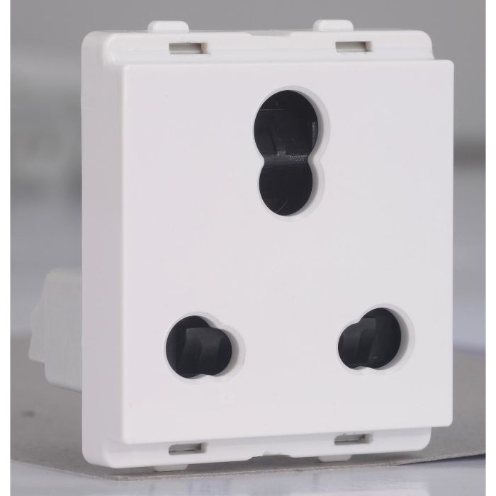 10A/16A 3 Pin Socket with Shutter - White